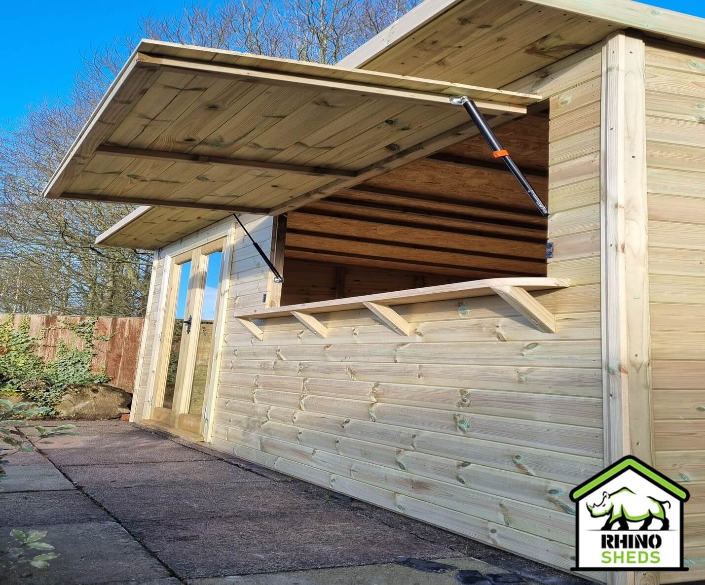 18x10 Summer House / Bar