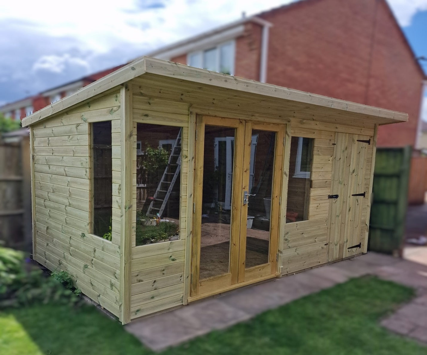 18x6 Summer House / Shed Combi
