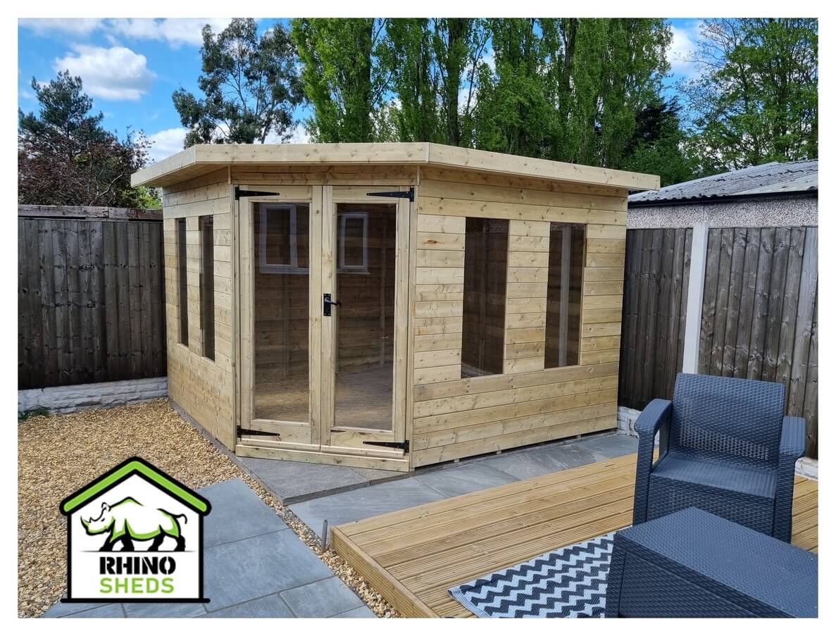 8x8 Corner Summer House